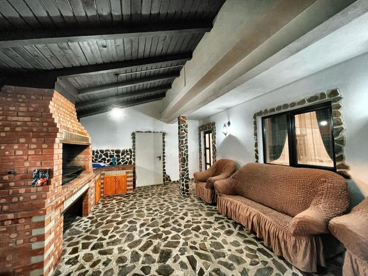 Villa Casa Din Podirei Capu Cîmpului Exterior foto