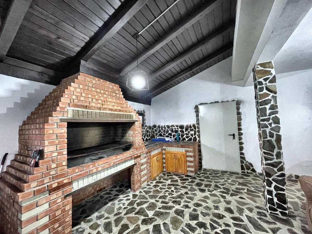 Villa Casa Din Podirei Capu Cîmpului Exterior foto